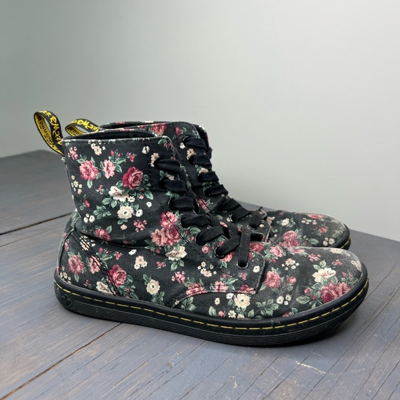 Dr. Martens Floral "Hackney" Canvas Flat Boots Size 7 (38) - Picture 5 of 7